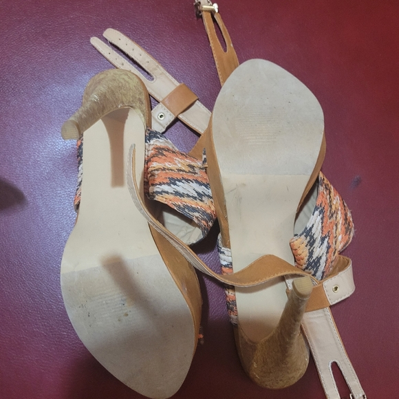 Shoes - Picture 4 of 5